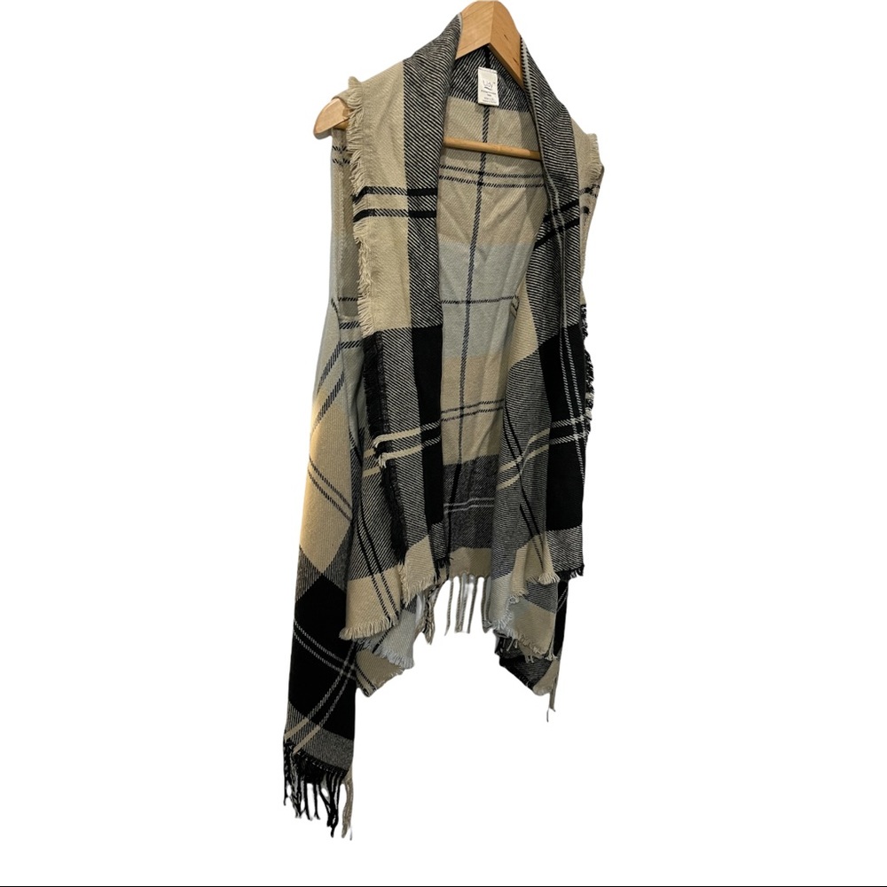 LILDY PLAID BEIGE AND BLACK FRINGED OPEN FRONT WATERFALL CARDIGAN VEST SZ L/XL - Picture 4 of 11
